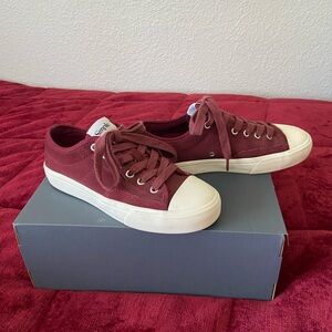 Suede Wine Simple sneakers